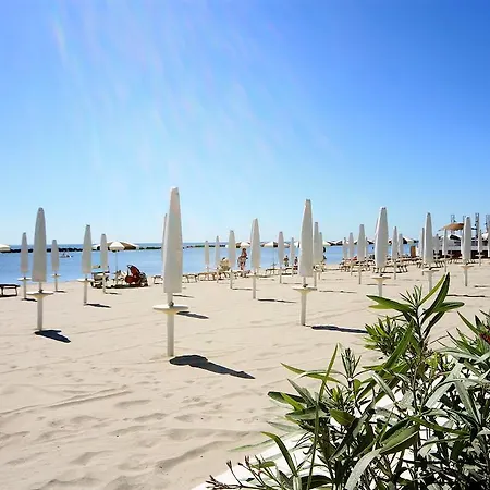 Agenzia Vear Mangrovie 3 Apartment Lido delle Nazioni