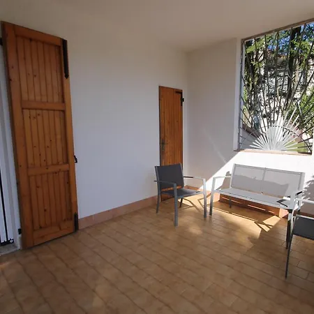 Agenzia Vear Mangrovie 3 Apartment